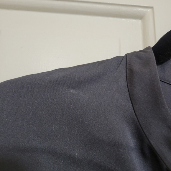 Vince NWT Long sleeve Button Front Silk blouse. - Picture 7 of 14